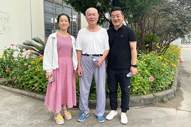 JINHAILUO இன் நிறுவனர் திரு. He Shijun, ZHOUSHAN JWELL Screw&Barrel Co.,LTD ஐ பார்வையிட்டார்.